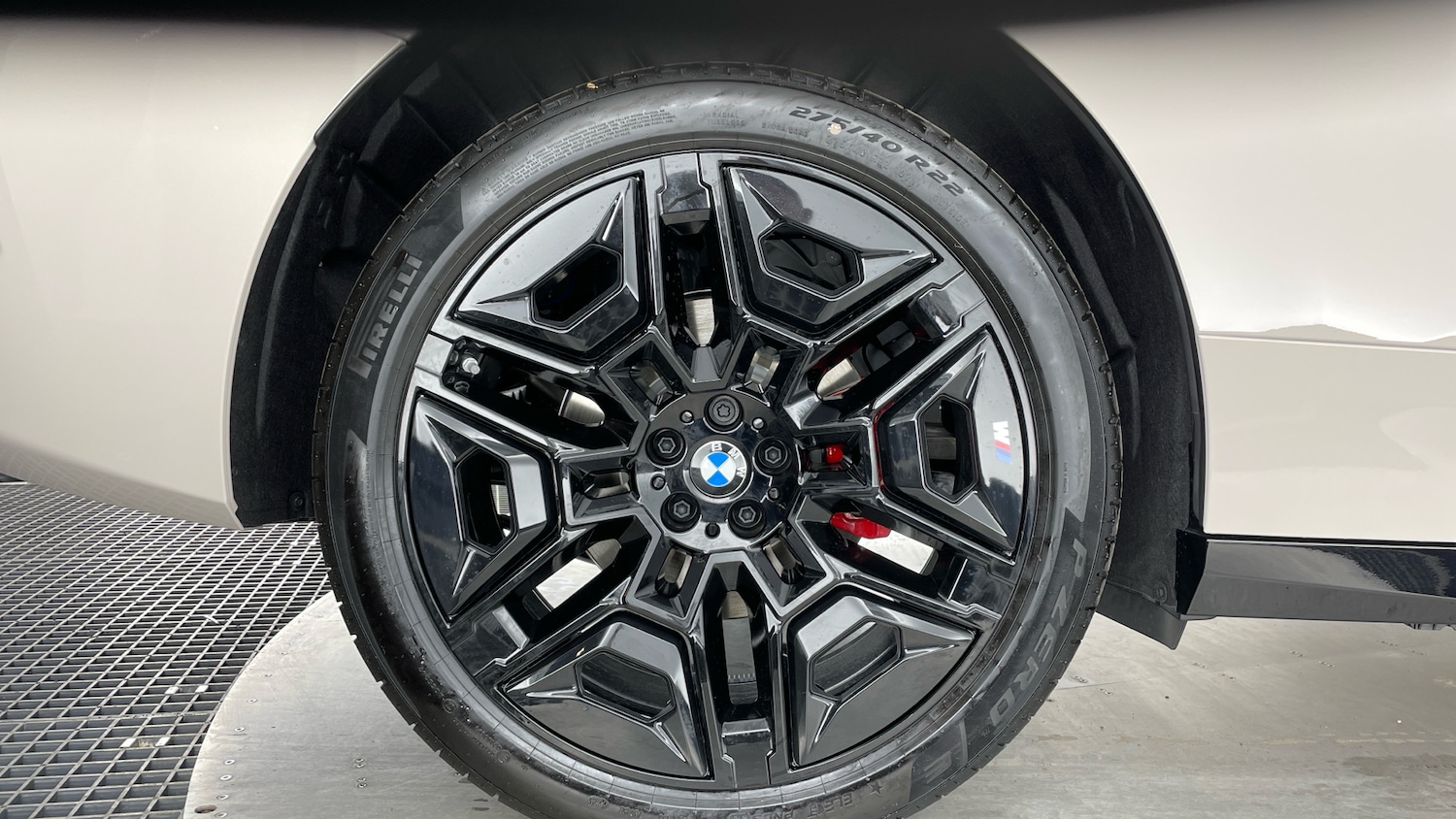 Used BMW iX 2025 for sale - 76477786: Photo 14