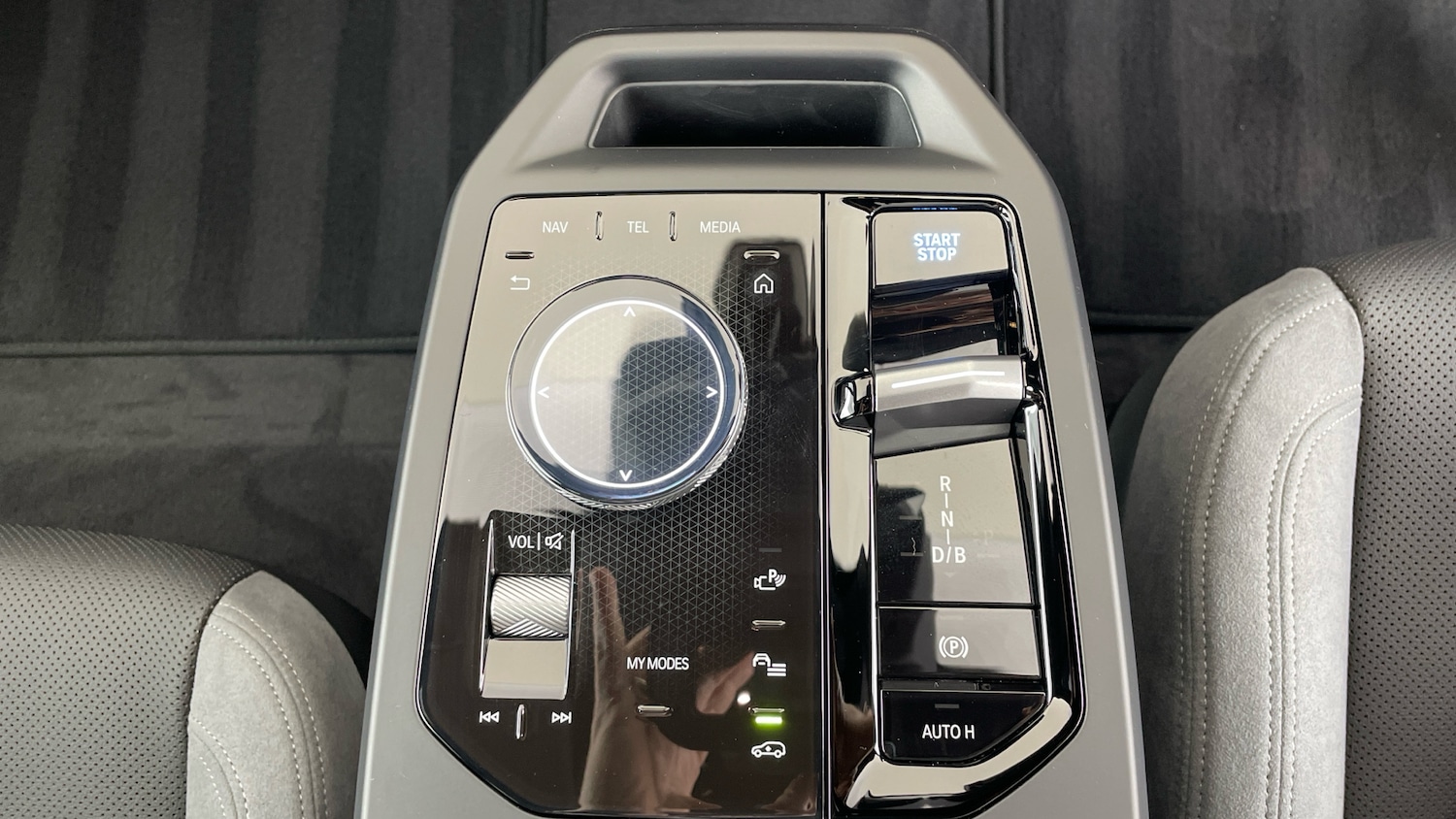 Used BMW iX 2025 for sale - 76477786: Photo 19