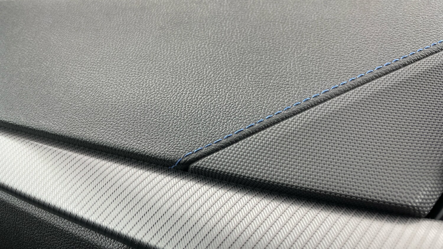 Used BMW 2 Series 2023 for sale - 77365125: Photo 73