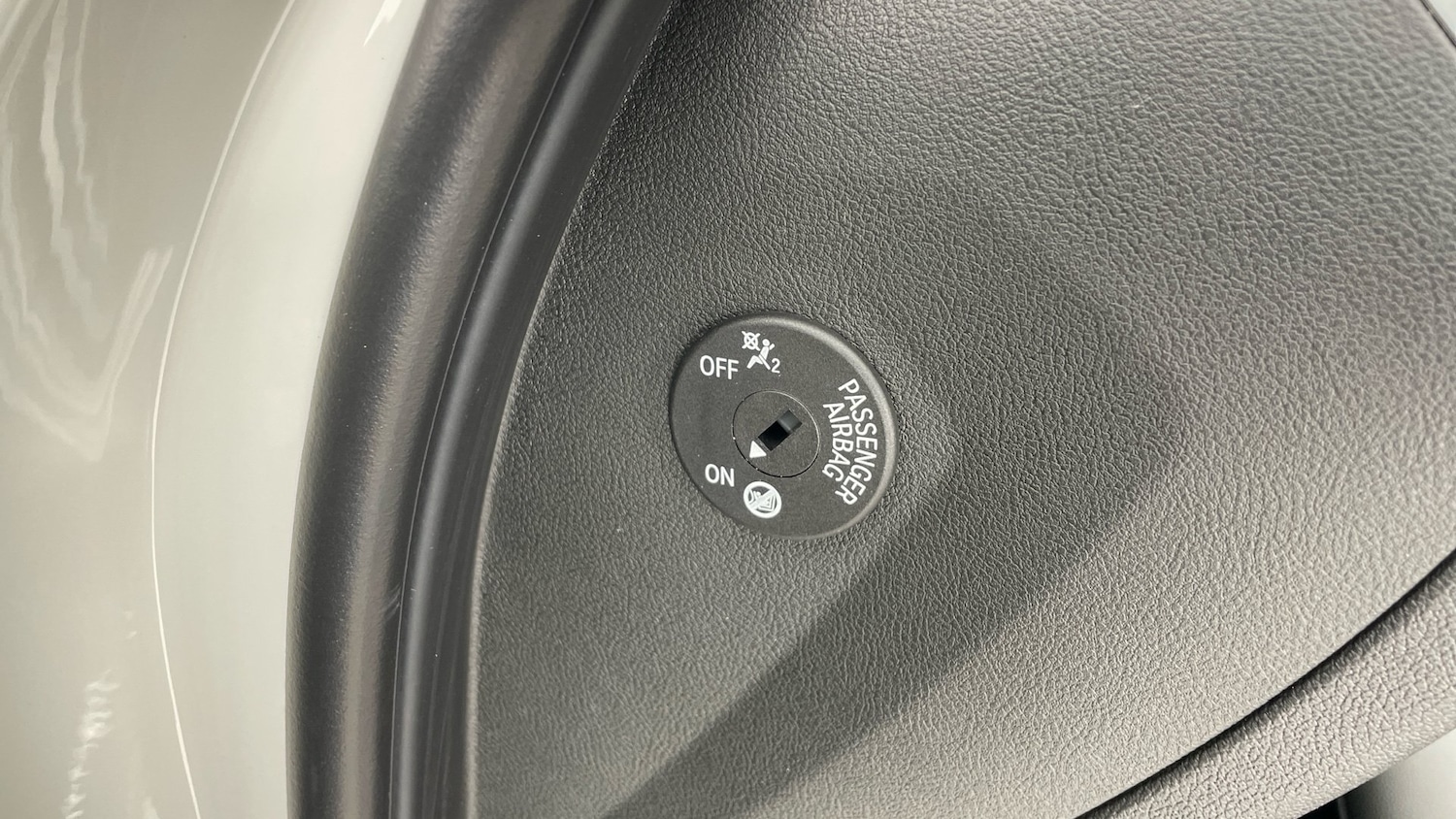 Used BMW 3 Series 2024 for sale - 76455141: Photo 31