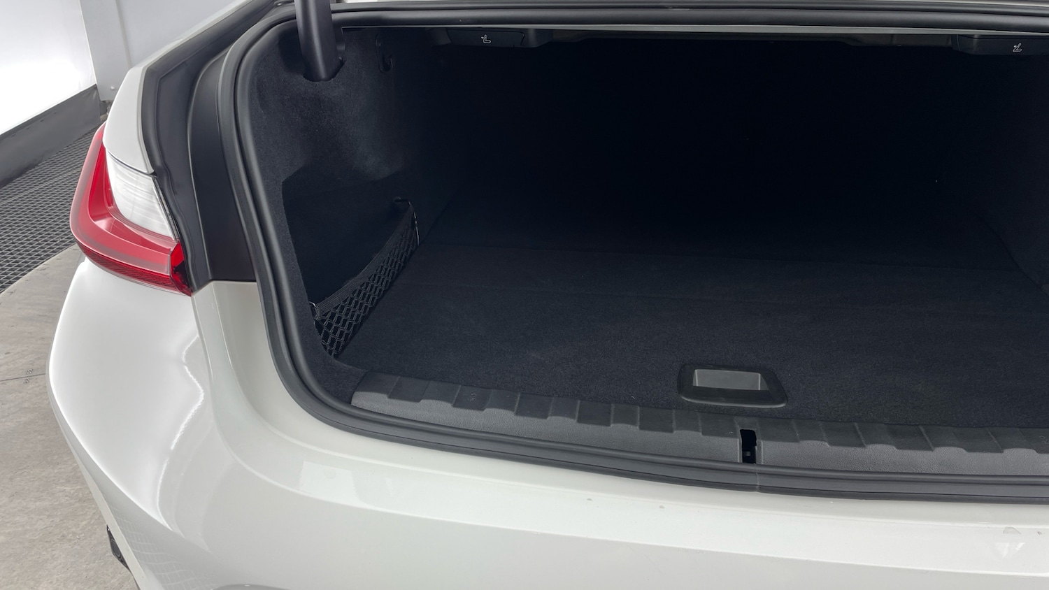 Used BMW 3 Series 2024 for sale - 76455141: Photo 40