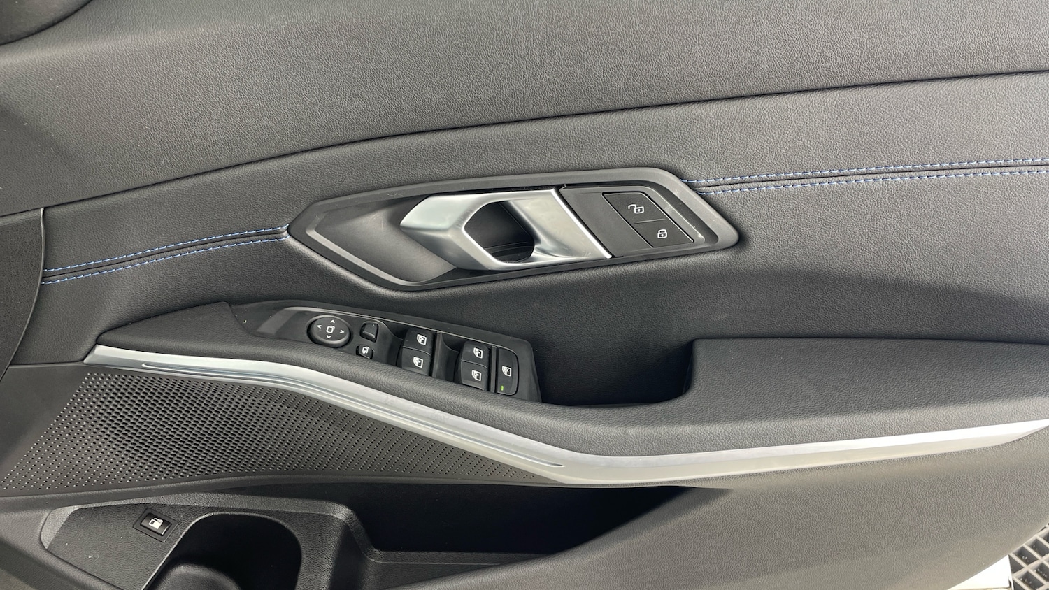 Used BMW 3 Series 2024 for sale - 76455141: Photo 50