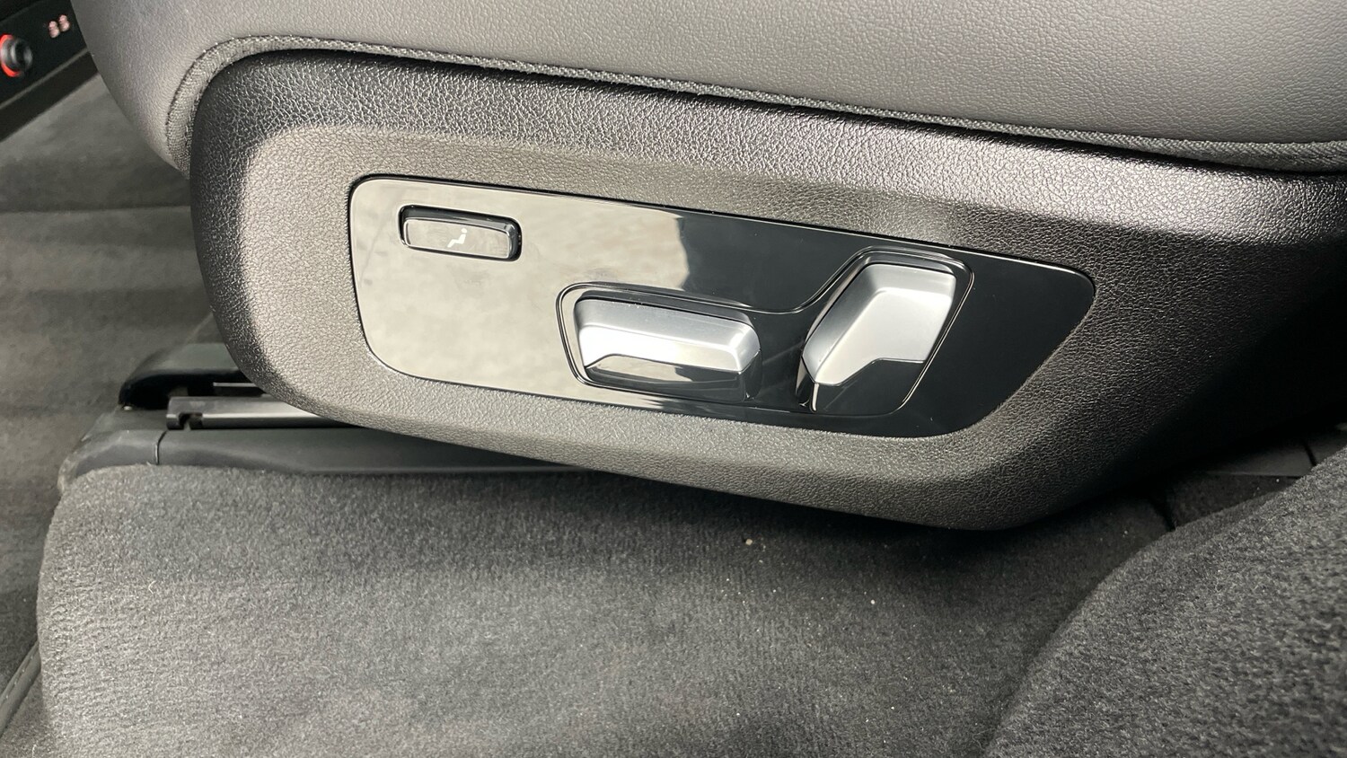 Used BMW X7 2024 for sale - 77873177: Photo 35