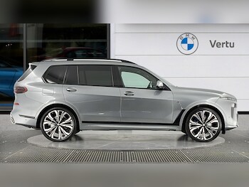 Used BMW X7 2024 for sale - 77873177: Photo