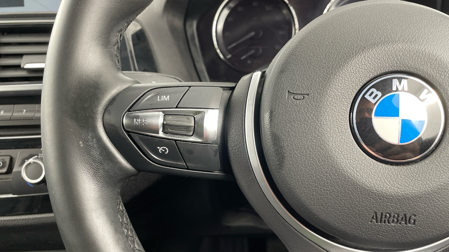 Used BMW 1 Series 2018 for sale - 77776175: Photo 17