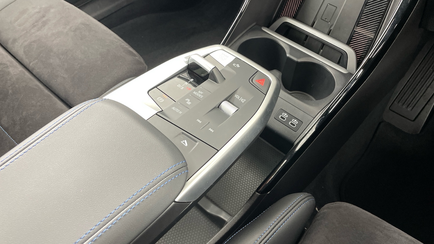 Used BMW 2 Series 2024 for sale - 76892878: Photo 10