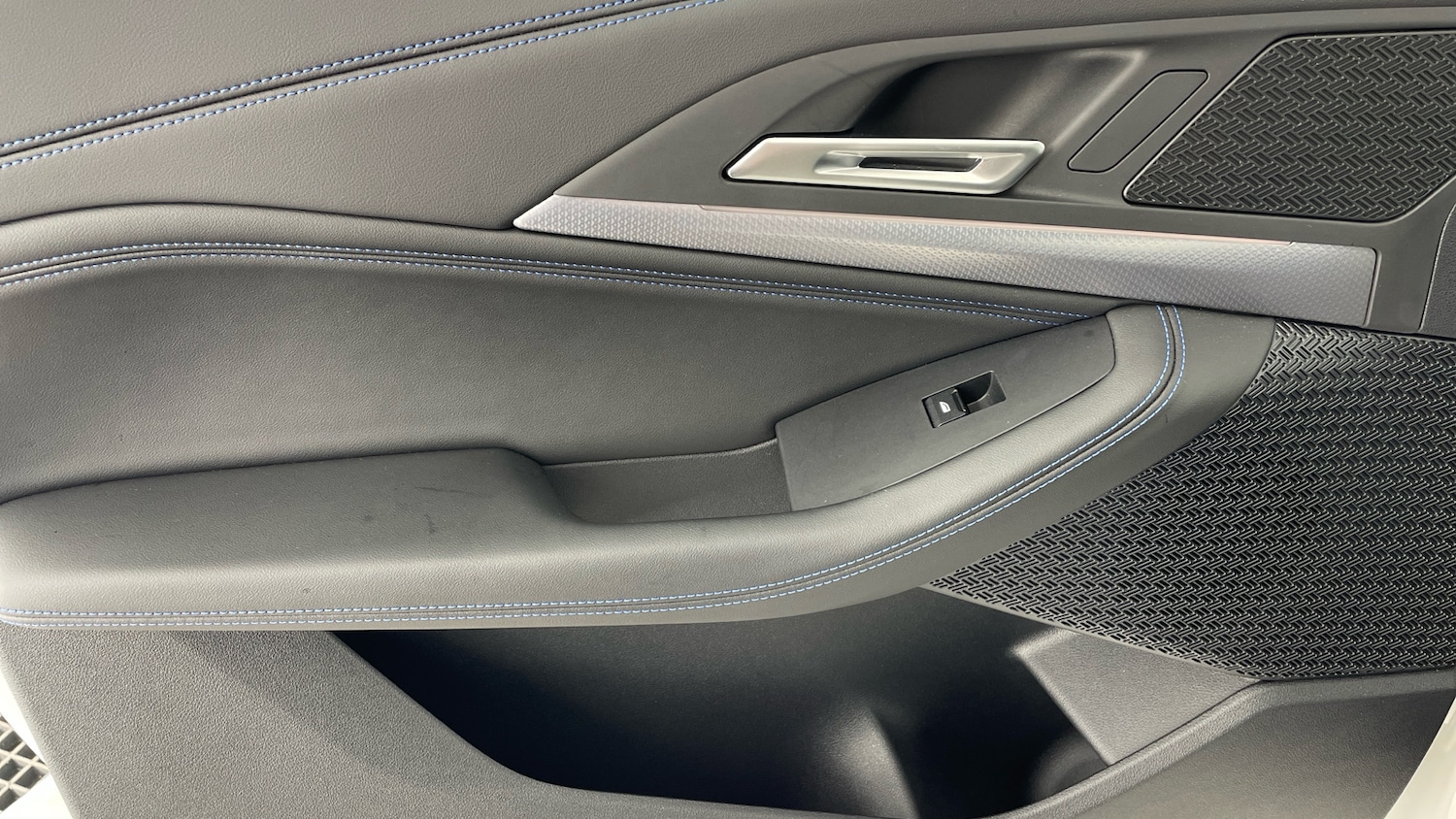 Used BMW 2 Series 2024 for sale - 76892878: Photo 27