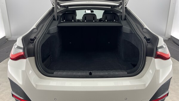 Used BMW i4 2024 for sale - 76161862: Photo 13