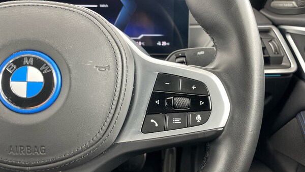 Used BMW i4 2024 for sale - 76161862: Photo 18