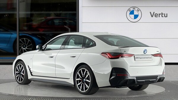 Used BMW i4 2024 for sale - 76161862: Photo 2