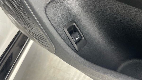 Used BMW i4 2024 for sale - 76161862: Photo 56