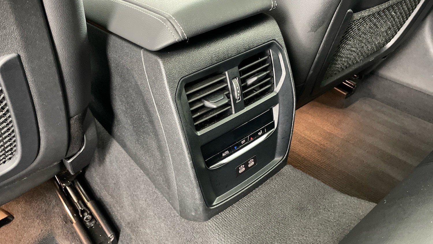 Used BMW 4 Series 2024 for sale - 77085168: Photo 35