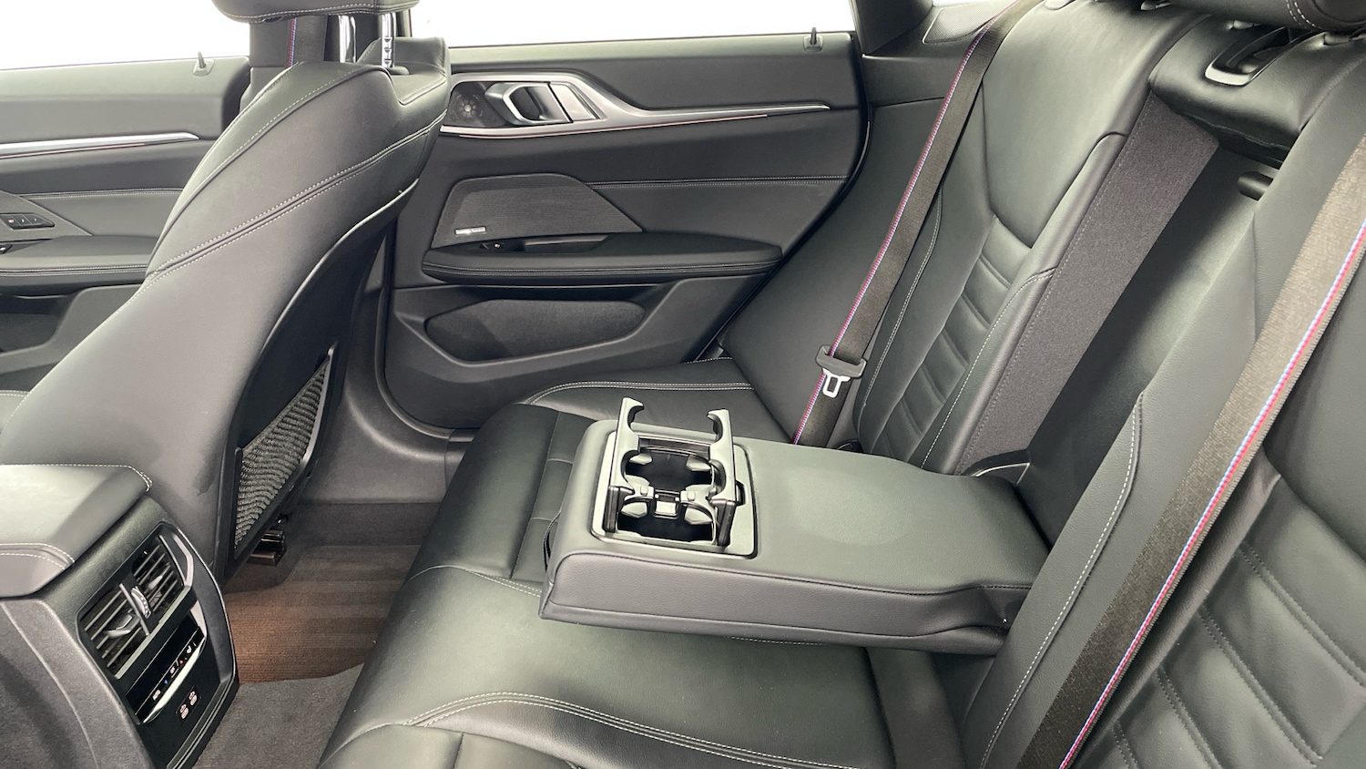 Used BMW 4 Series 2024 for sale - 77085168: Photo 37