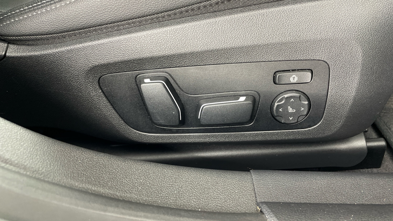 Used BMW 4 Series 2024 for sale - 77085168: Photo 54