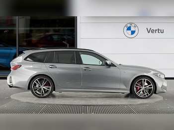Used BMW 3 Series 2023 for sale - 76040622: Photo