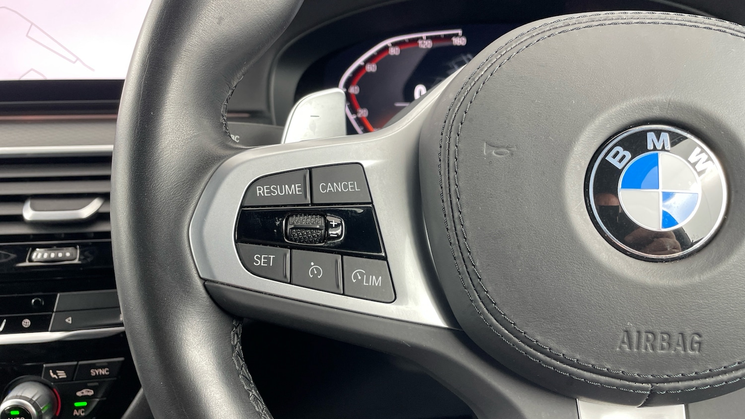 Used BMW 5 Series 2022 for sale - 76402322: Photo 17