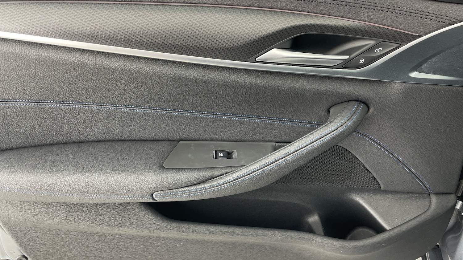 Used BMW 5 Series 2022 for sale - 76402322: Photo 26