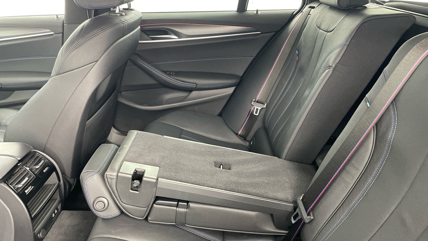 Used BMW 5 Series 2022 for sale - 76402322: Photo 37