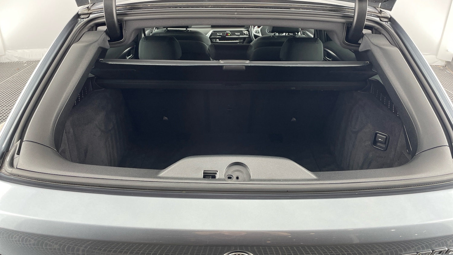 Used BMW 5 Series 2022 for sale - 76402322: Photo 48