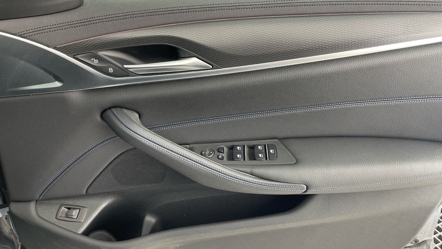 Used BMW 5 Series 2022 for sale - 76402322: Photo 56