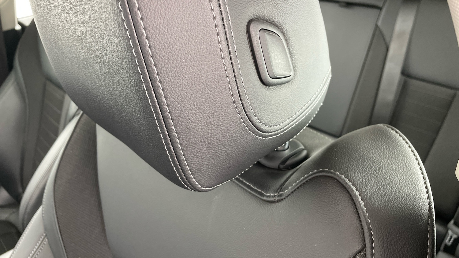 Used BMW i4 2022 for sale - 77803084: Photo 28