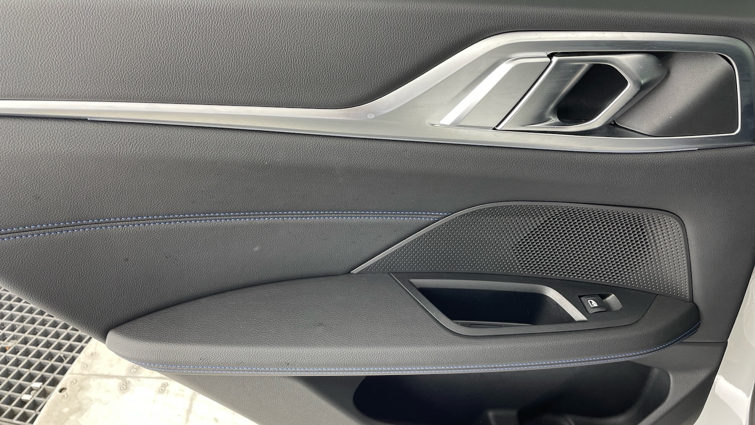 Used BMW i4 2022 for sale - 77847619: Photo 32