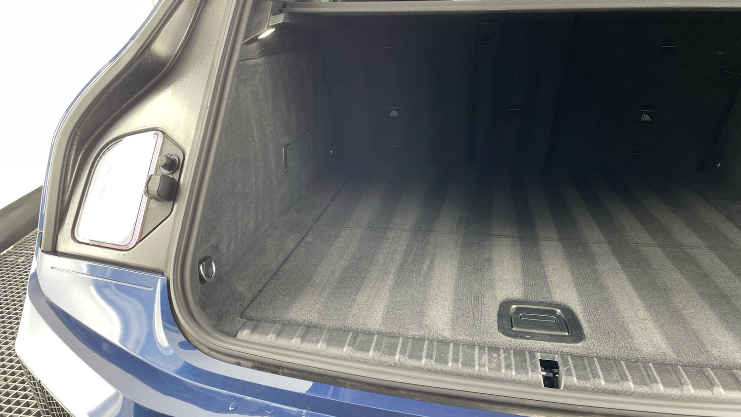 Used BMW iX 2022 for sale - 77803075: Photo 38