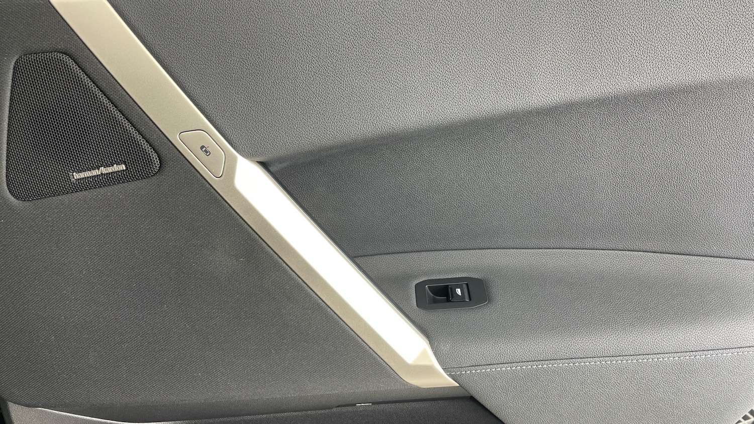 Used BMW iX 2022 for sale - 77803075: Photo 48