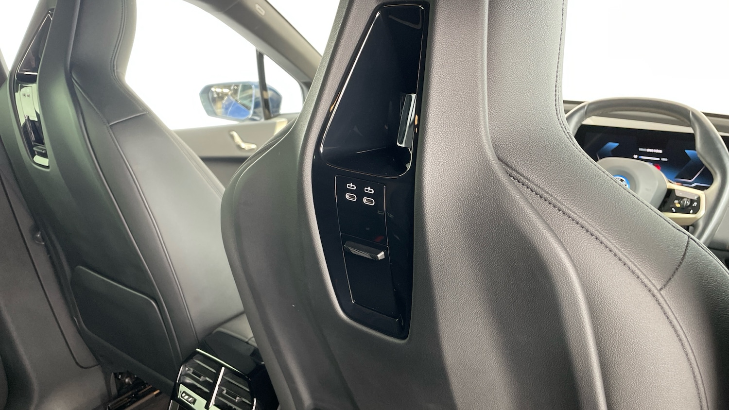 Used BMW iX 2022 for sale - 77803075: Photo 49