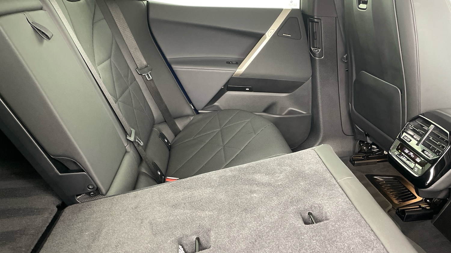 Used BMW iX 2022 for sale - 77803075: Photo 53