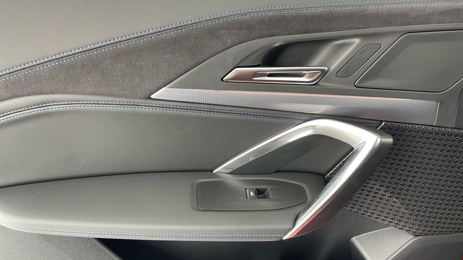 Used BMW iX2 2025 for sale - 77068967: Photo 25