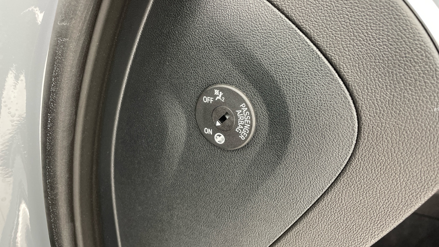 Used Volkswagen T-Roc 2023 for sale - 76725521: Photo 30