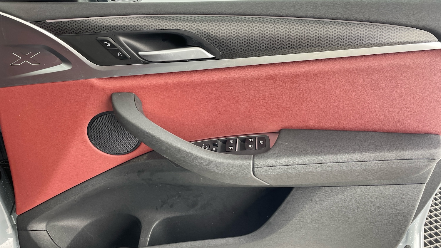 Used Volkswagen T-Roc 2023 for sale - 76725521: Photo 51