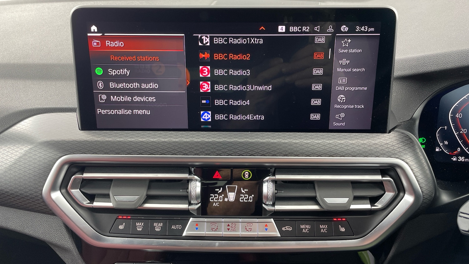 Used Volkswagen T-Roc 2023 for sale - 76725521: Photo 65