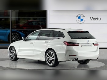 Used BMW 3 Series 2025 for sale - 76232256: Photo 2