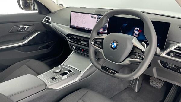 Used BMW 3 Series 2025 for sale - 76232256: Photo 6