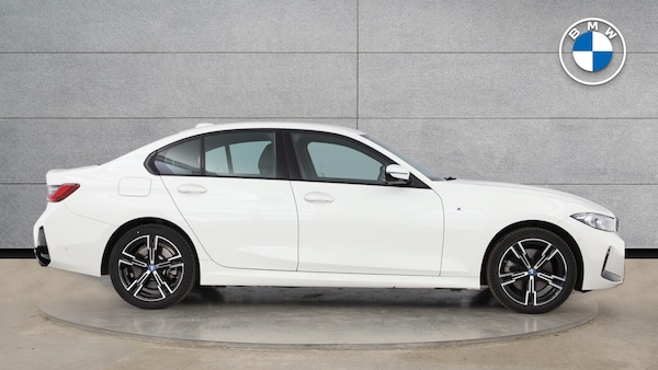 Used BMW 3 Series 2024 for sale - 76233070: Photo 3