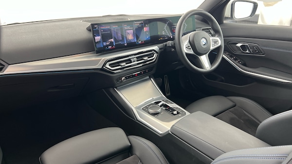 Used BMW 3 Series 2024 for sale - 76233070: Photo 7