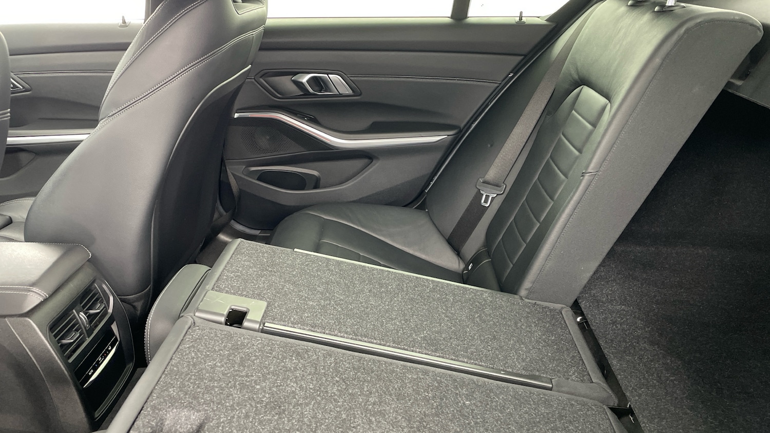 Used BMW 3 Series 2019 for sale - 77531762: Photo 36