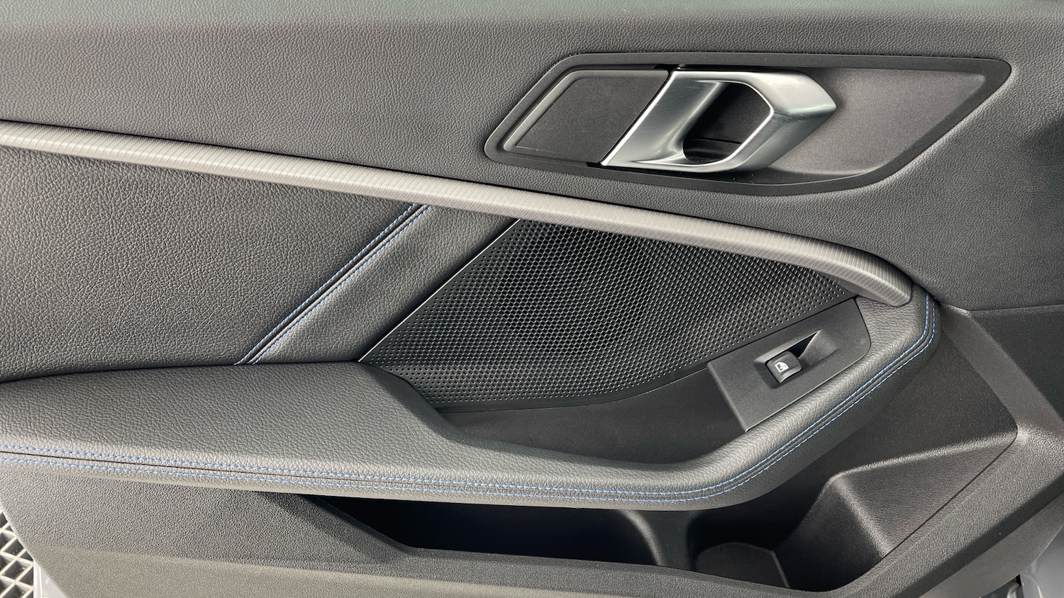 Used BMW 2 Series 2023 for sale - 77125000: Photo 26