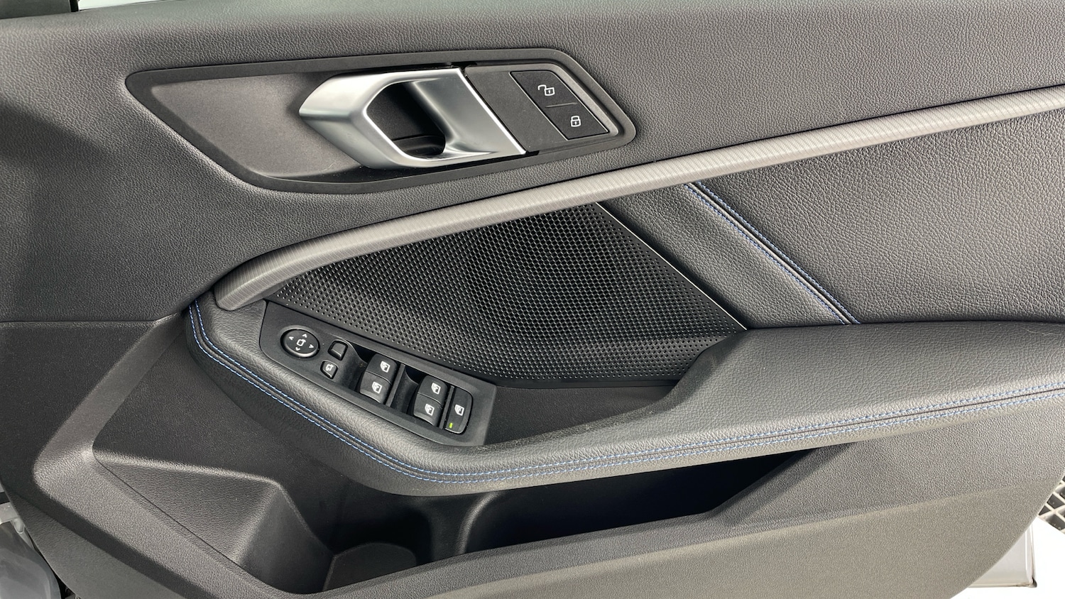 Used BMW 2 Series 2023 for sale - 77125000: Photo 50