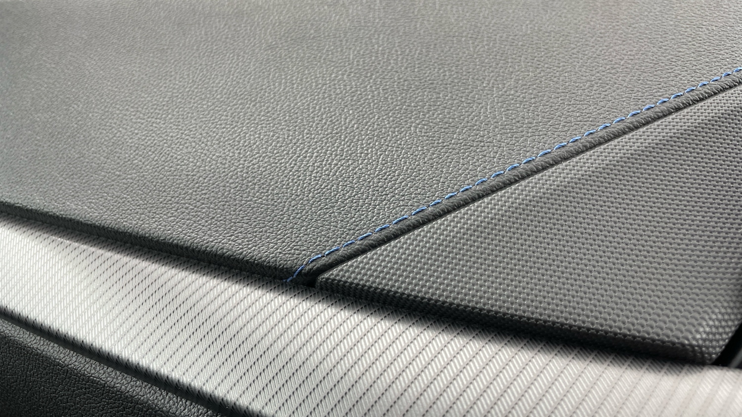 Used BMW 2 Series 2023 for sale - 77125000: Photo 73