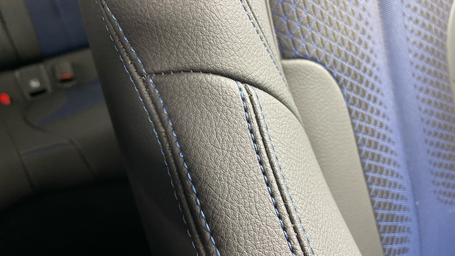 Used BMW 2 Series 2023 for sale - 77125000: Photo 76