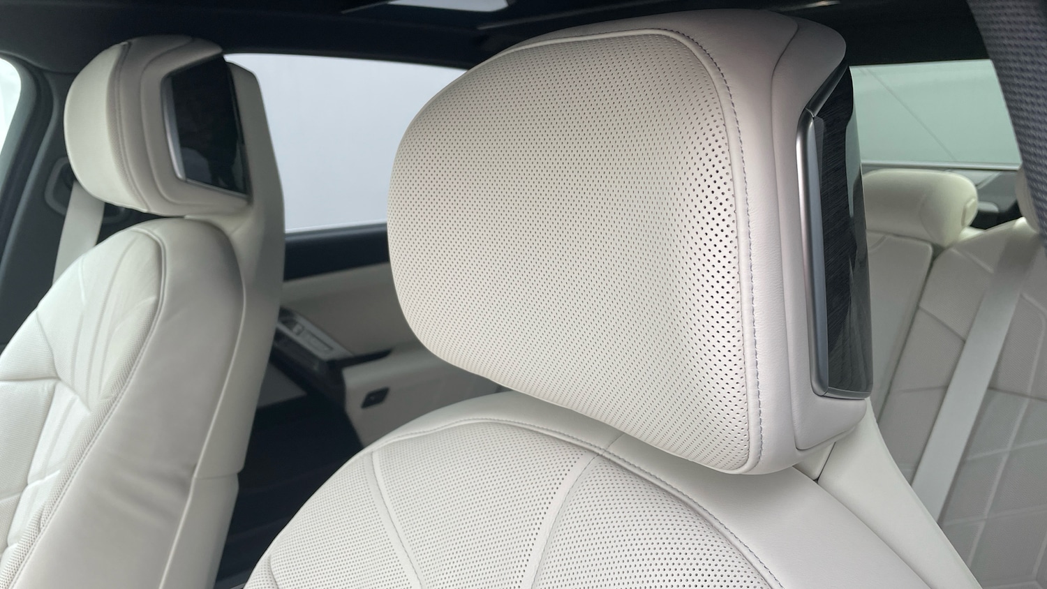 Used BMW i7 2025 for sale - 77115804: Photo 30