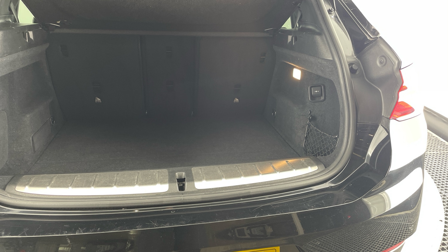 Used BMW X2 2018 for sale - 76048934: Photo 42