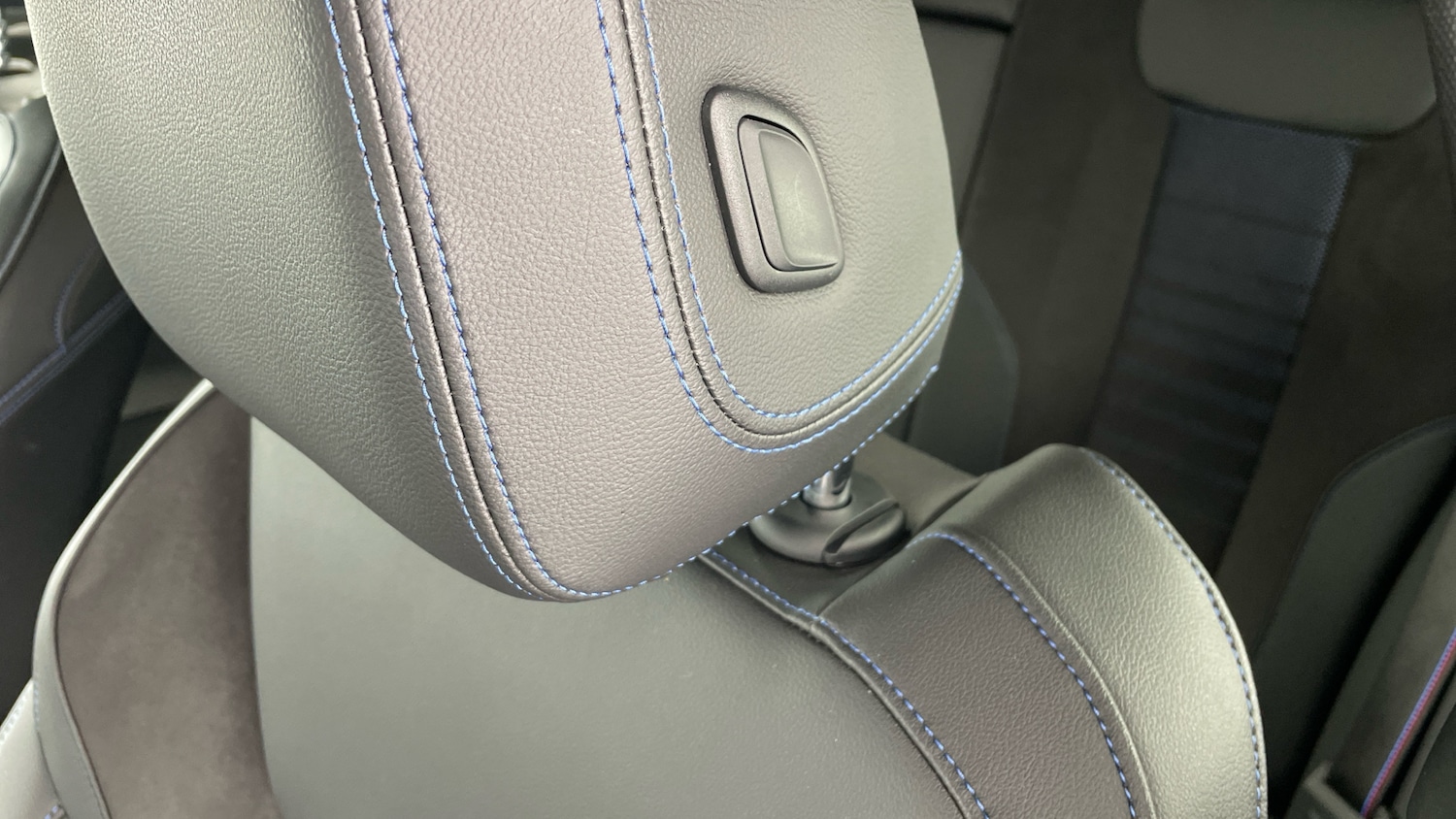 Used BMW 2 Series 2024 for sale - 77228093: Photo 30