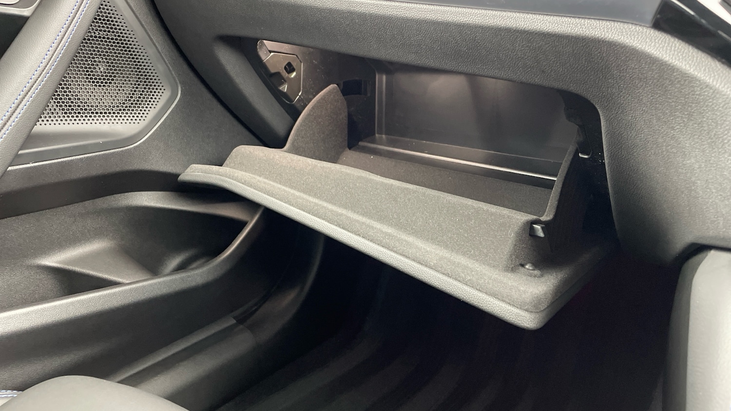 Used BMW 2 Series 2024 for sale - 77228093: Photo 67