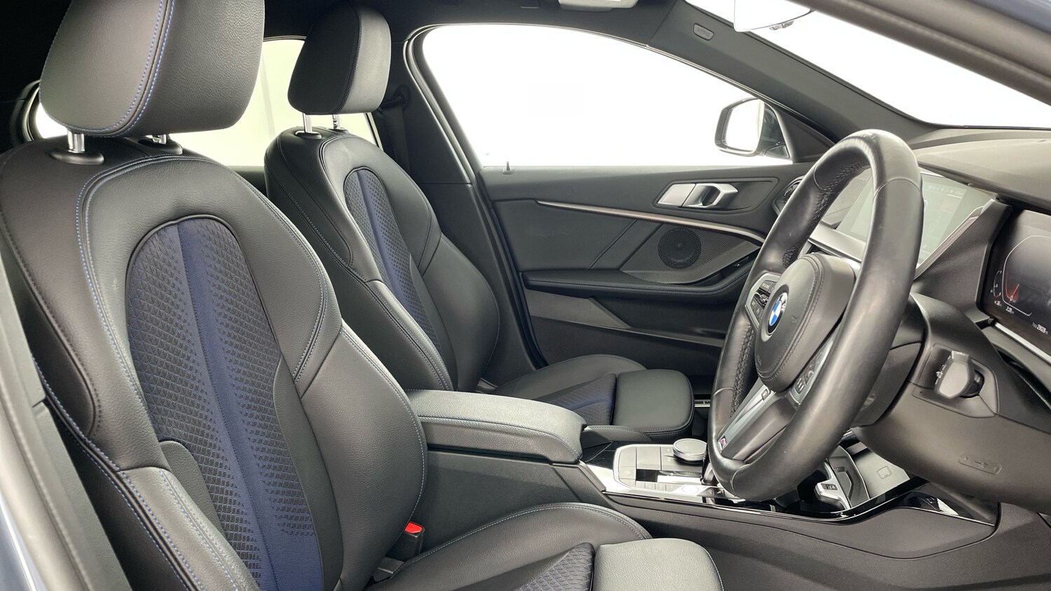 Used BMW 1 Series 2022 for sale - 77830391: Photo 11