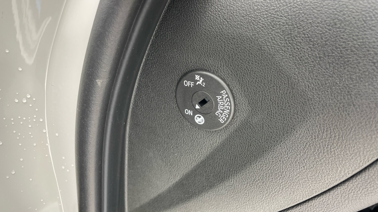 Used BMW 3 Series 2025 for sale - 76340990: Photo 30