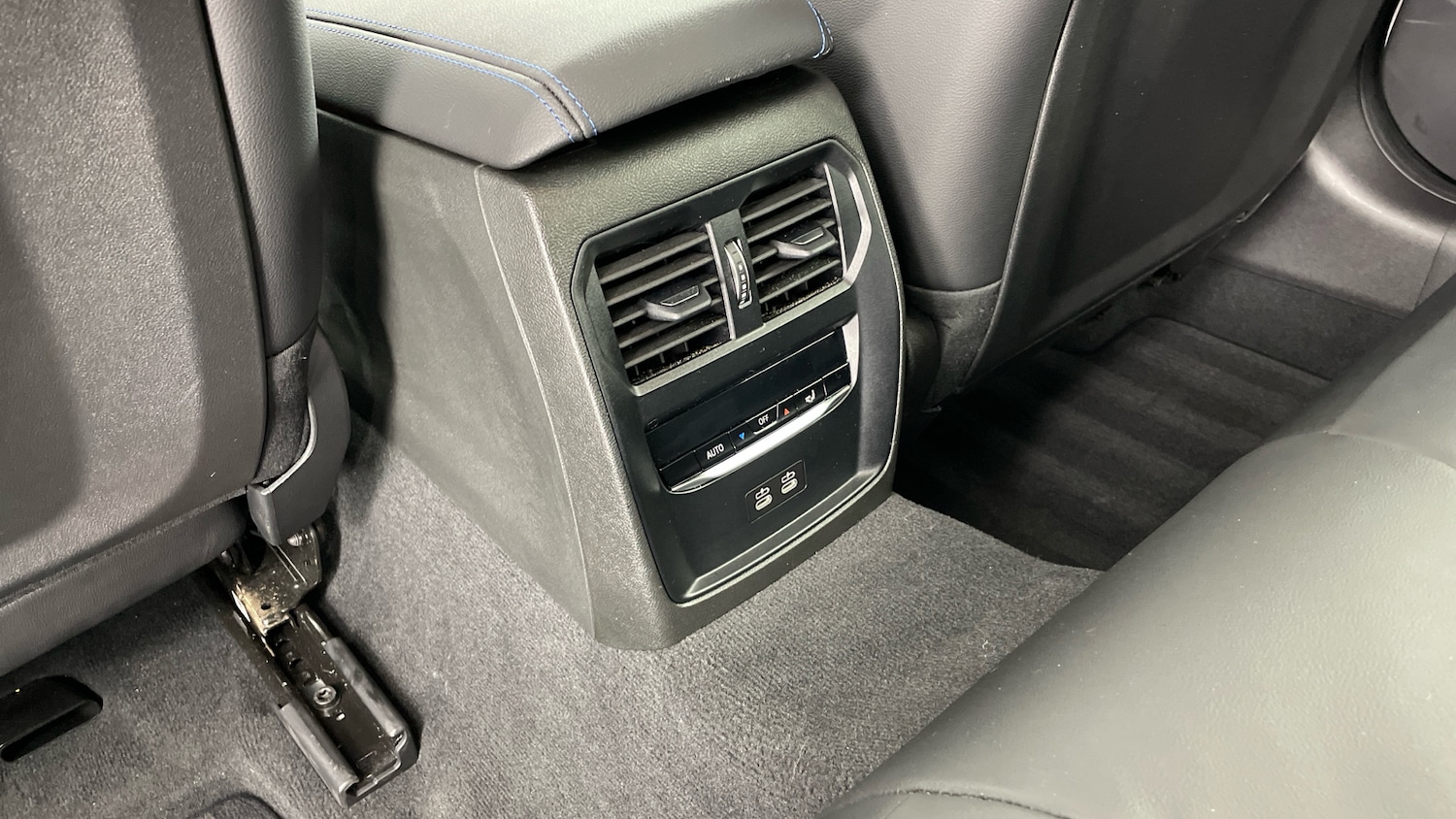Used BMW 3 Series 2025 for sale - 76340990: Photo 32